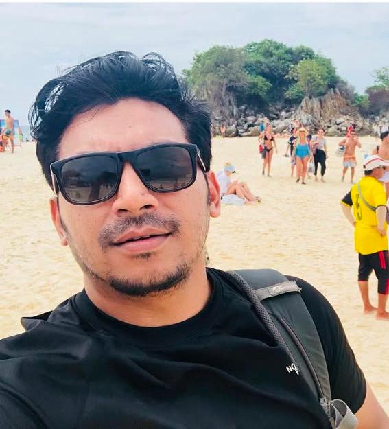 Tonmoy Hashmi - Founder & Experienced Data Professional